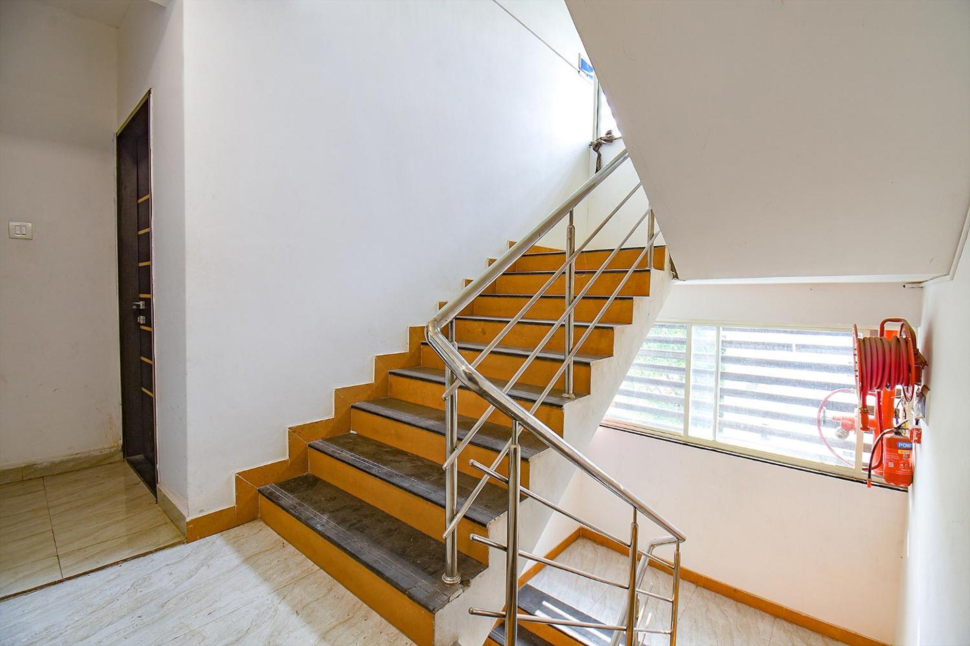 Fabhotel M S Hospitality Pune Esterno foto